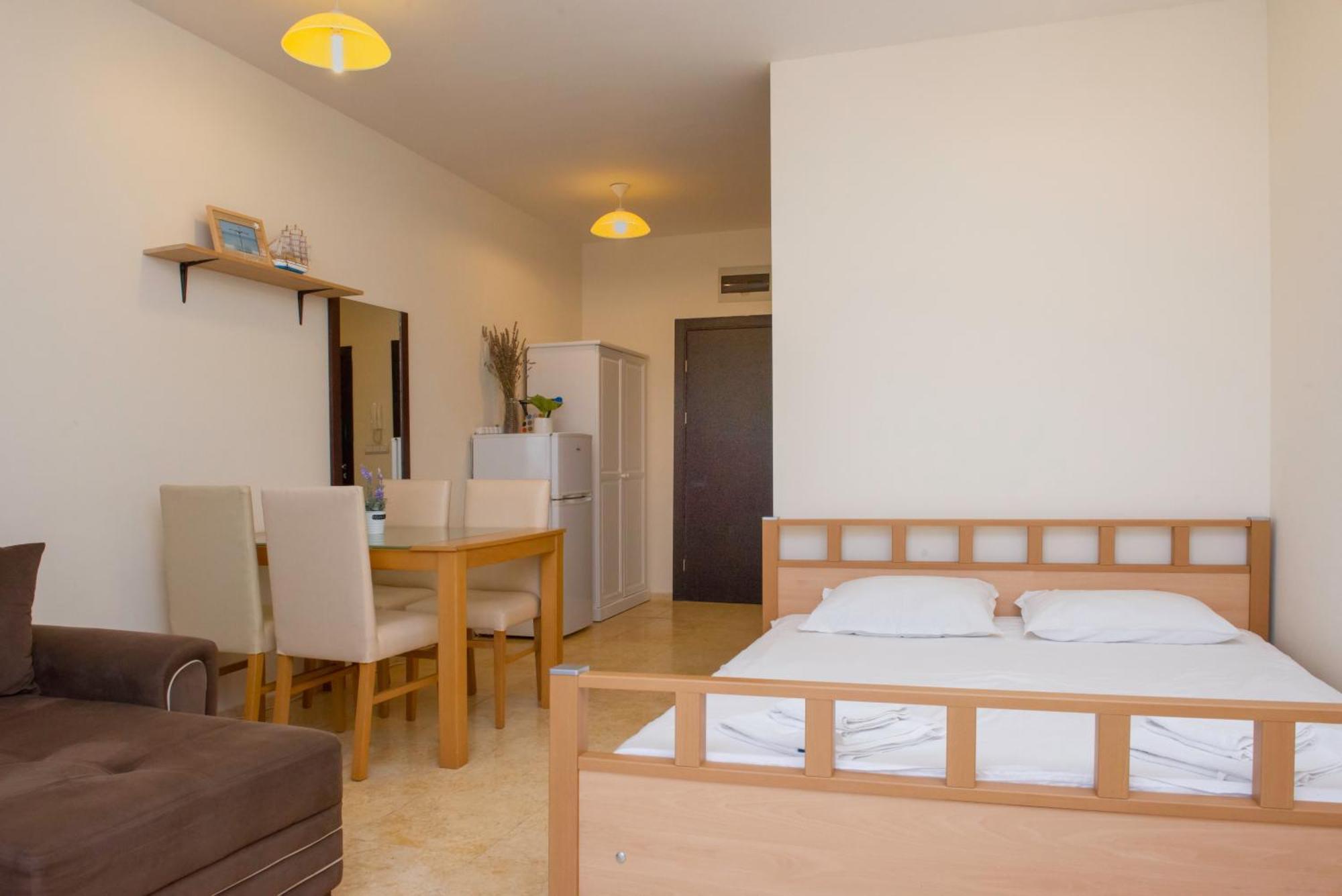 Garden Of Eden Pmg Apartments Szveti Vlasz Kültér fotó